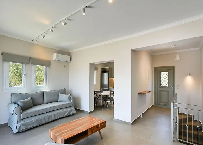 וילה Lainas Sea View *