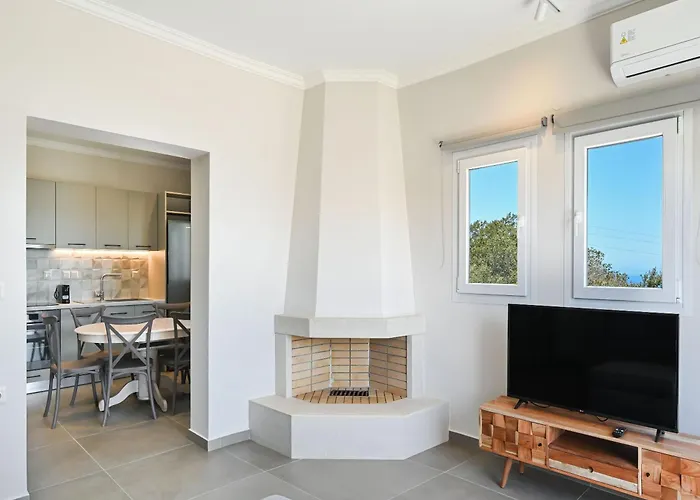 Lainas Sea View Villa